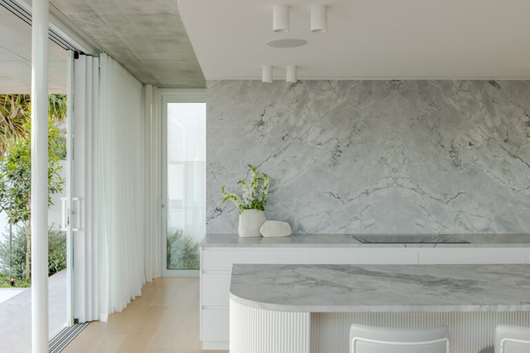 Mermaid, Noosa – Superwhite Dolomite and Arabescato Marble interior, image 8 of 9