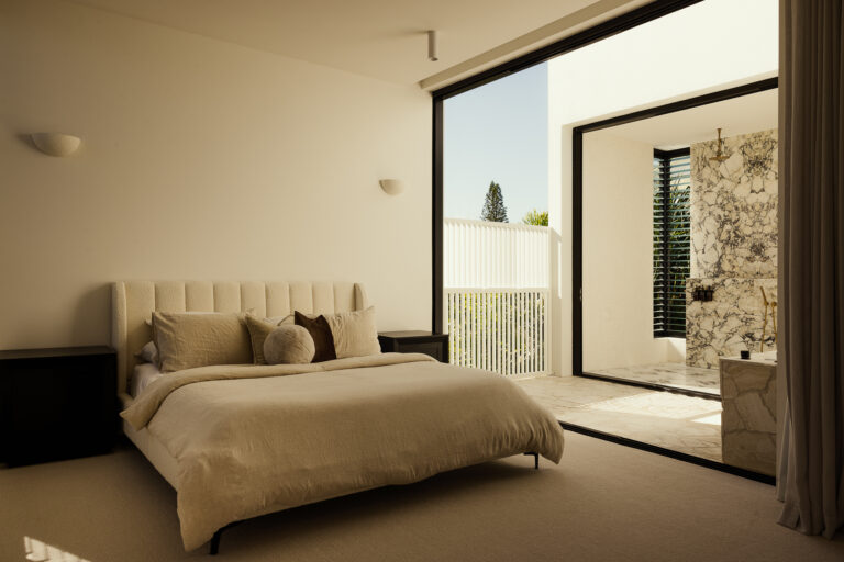 35 Yaringa Ave, Buddina – Calacatta Viola Marble, Elefanté Marble and Vein Cut Travertine interior, image 8 of 28