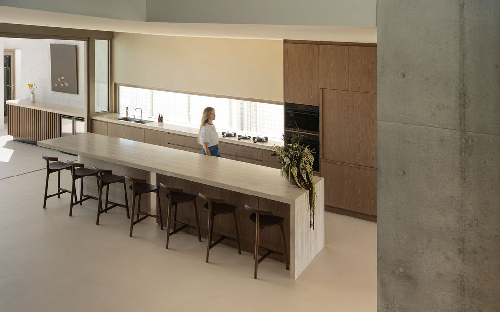 49 Pacific Blvd, Buddina – Vein Cut Travertine and Rosso Travertine interior, image 7 of 24
