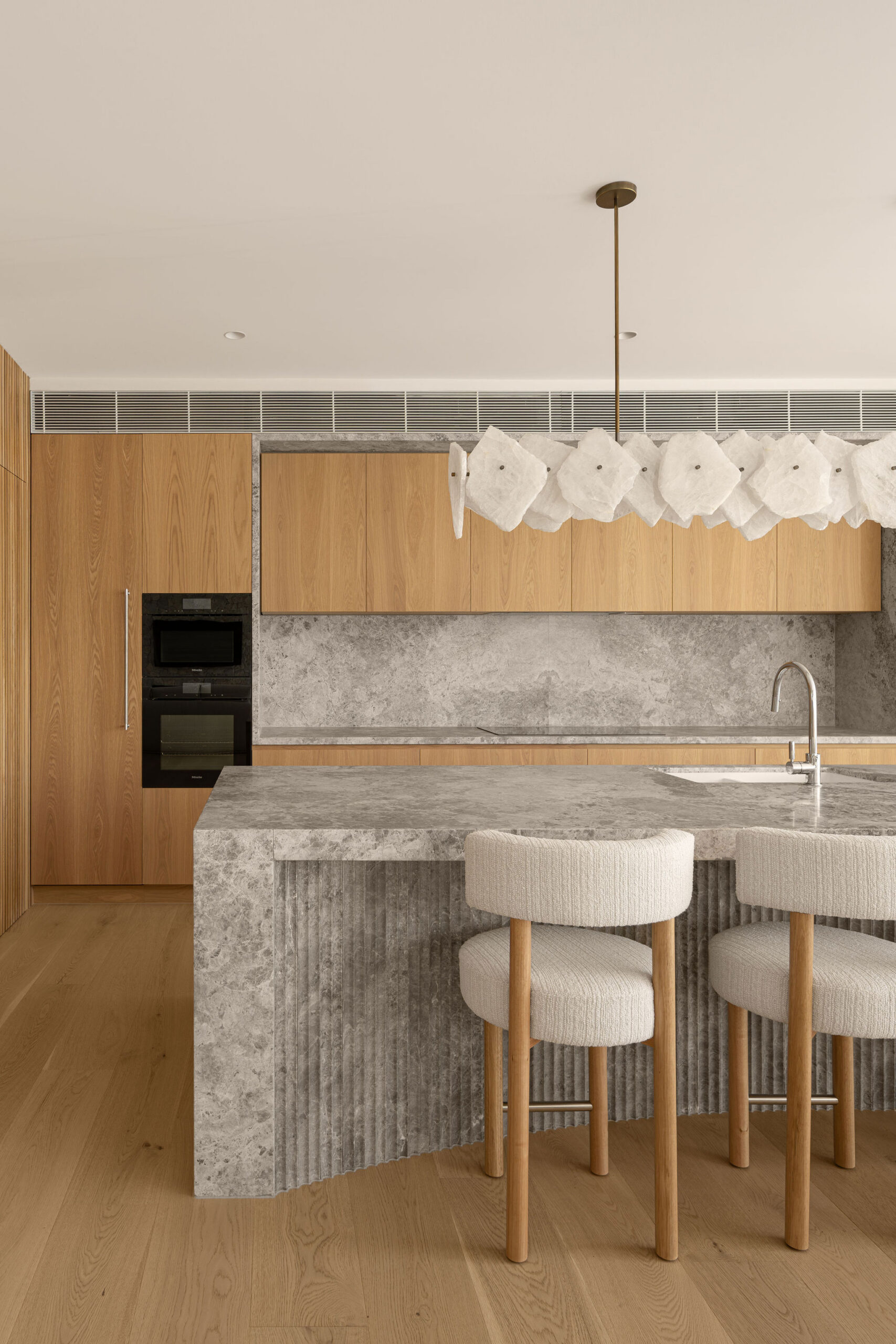 Wyuna, Noosa – Tundra Limestone interior, image 3 of 7
