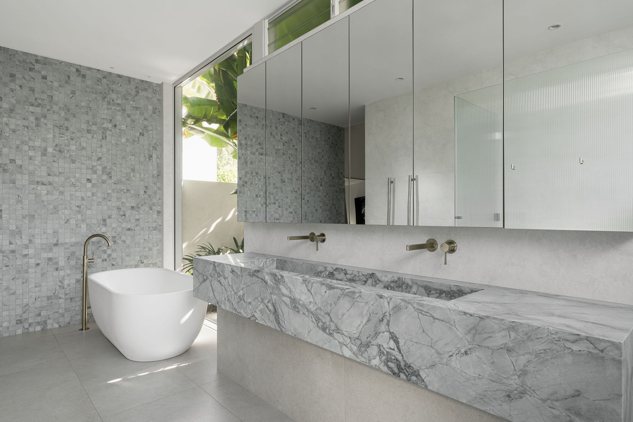 47 Mooloolah Drive, Minyama – Elba Dolomite, Superwhite Dolomite and Tundra Limestone interior, image 12 of 14