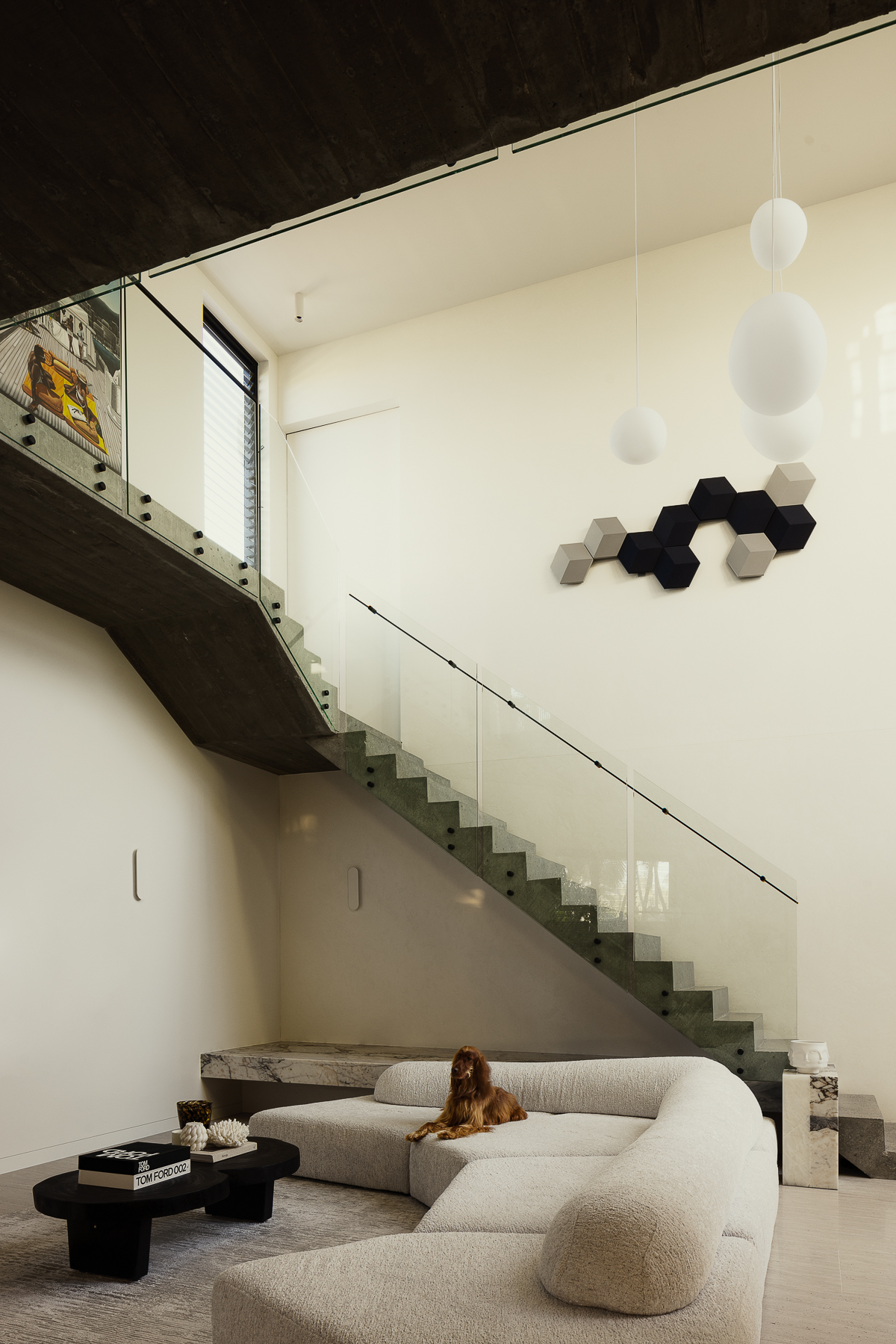 35 Yaringa Ave, Buddina – Calacatta Viola Marble, Elefanté Marble and Vein Cut Travertine interior, image 27 of 28